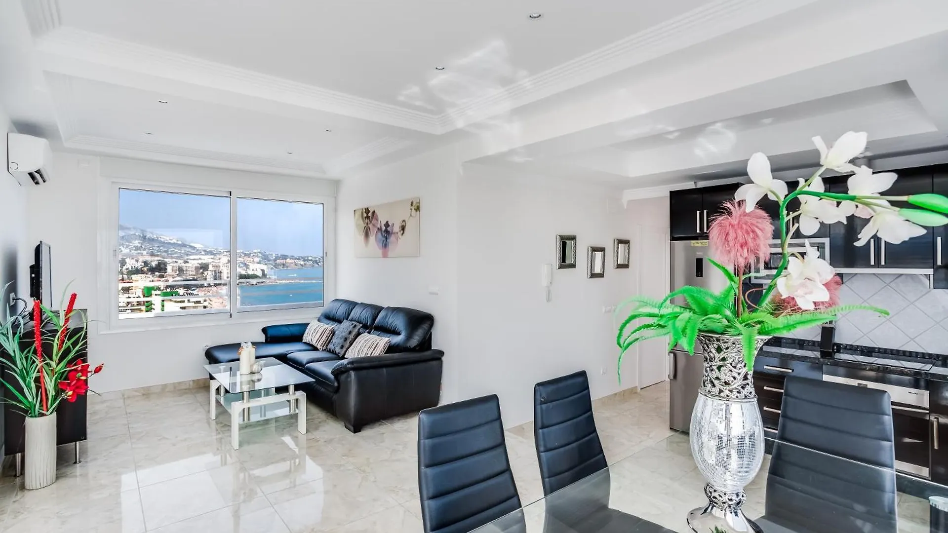 Impresionante Atico, Primera Liinea Playa, Vistas Al Mar, Piscina Comunitaria Фуэнхирола Апартаменты